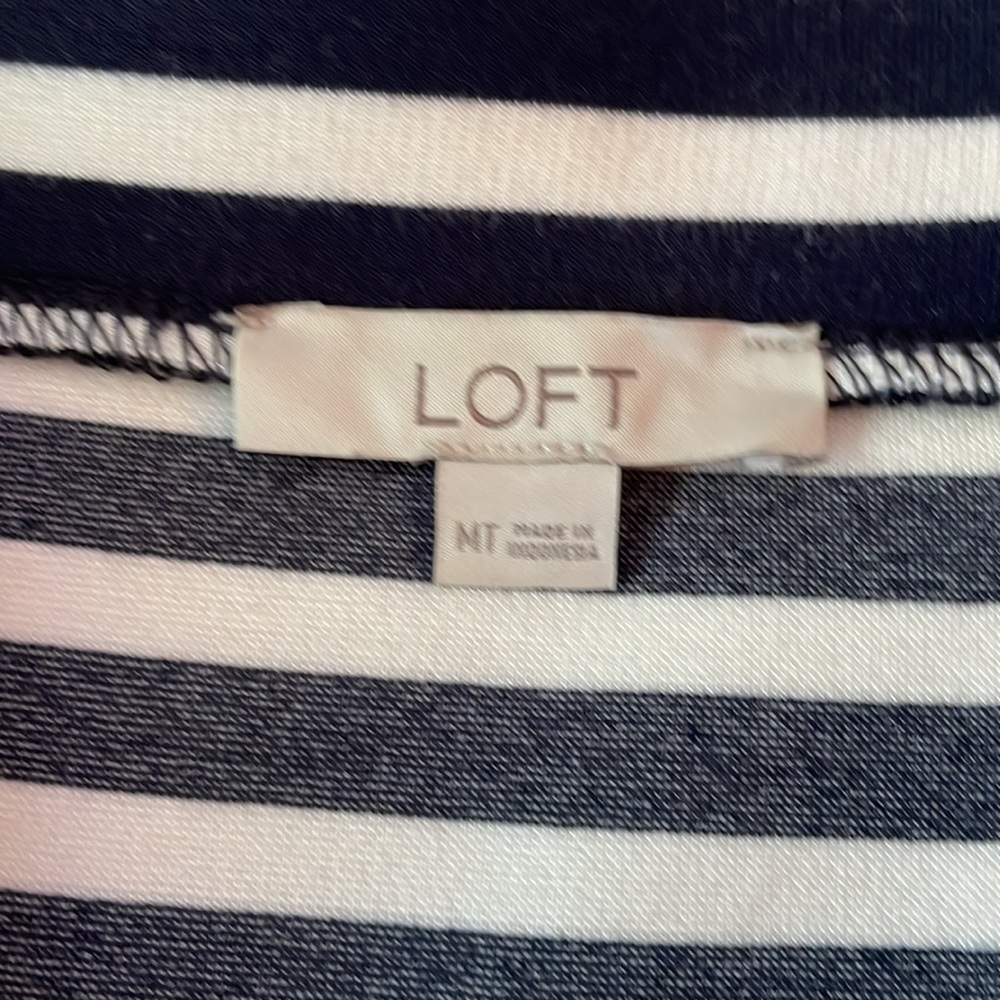 3 for $25! LOFT Navy Blue and White Striped Women's Skirt,‎ size medium Tall - Picture 3 of 6